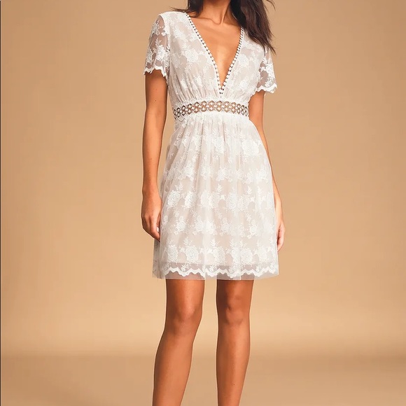Lulus White Lace Short Sleeve Mini Dress XS 🤍 - Picture 2 of 10